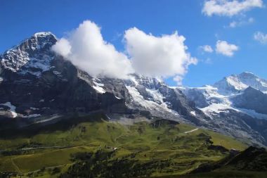 Phalut Trek